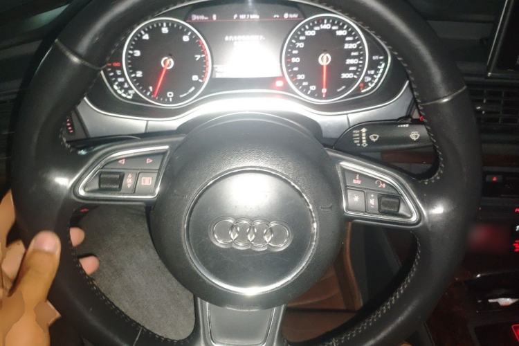 Used Audi A7 2012 3.0TFSI quattro Luxury Edition Steering Wheel