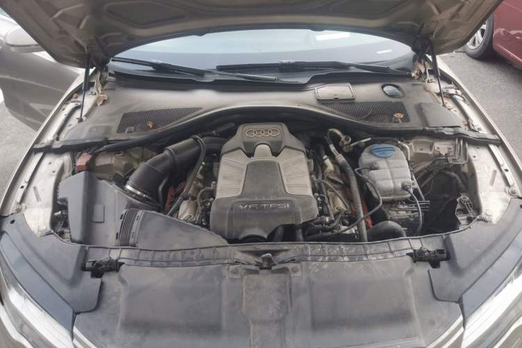 Used Audi A7 2012 3.0TFSI quattro Comfort Edition Engine Bay