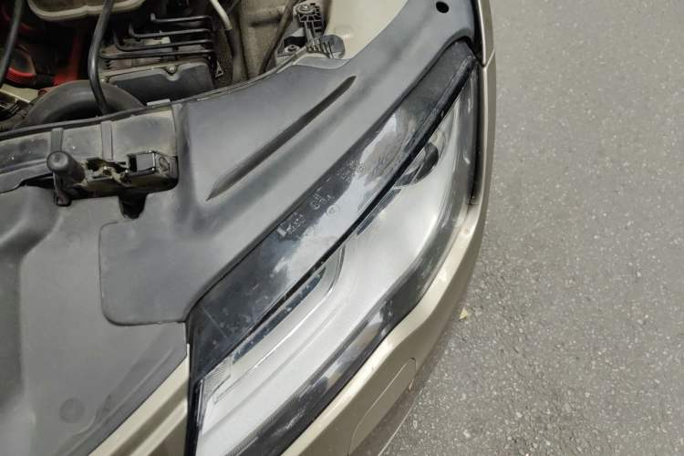 Used Audi A7 2012 2.8FSI quattro Ambition model Engine Bay Left