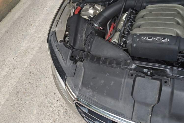 Used Audi A7 2012 2.8FSI quattro Ambition model Engine Bay Right