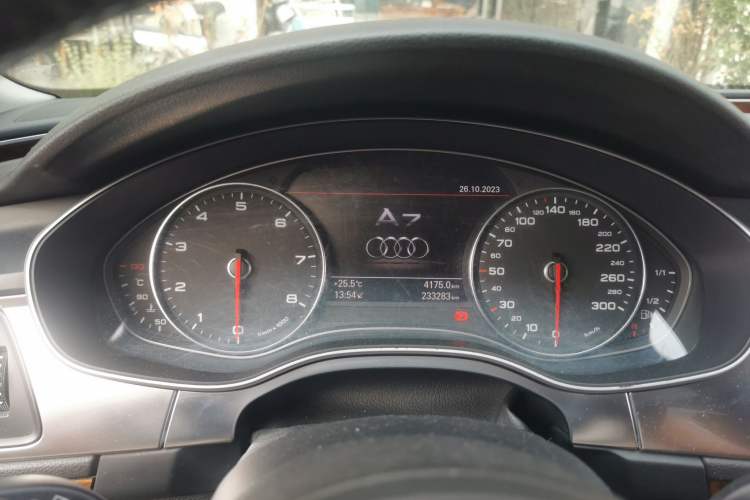 Used Audi A7 2012 3.0TFSI quattro Comfort Edition Instrument Cluster