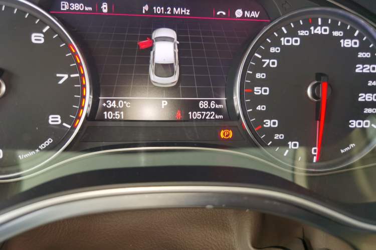 Used Audi A7 2012 3.0TFSI quattro Comfort Edition Odometer Close Up