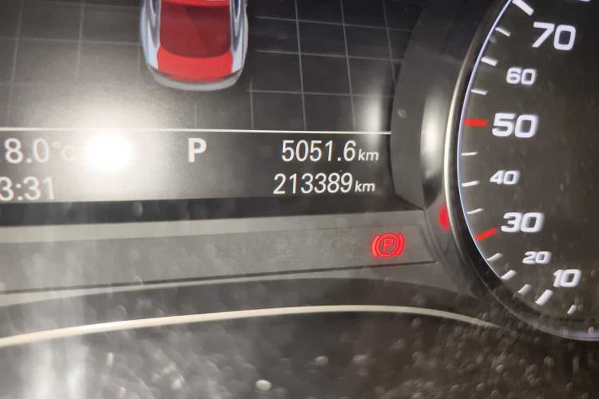 Used Audi A7 2012 2.8FSI quattro Ambition model Odometer Close Up