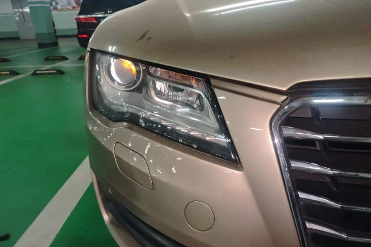 Used Audi A7 2012 3.0TFSI quattro Comfort Edition Right Front Headlight