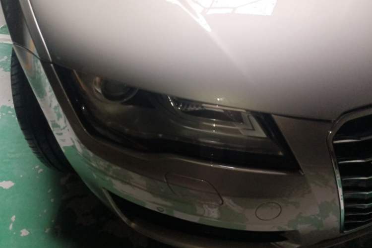 Used Audi A7 2012 2.8FSI quattro Ambition model Right Front Headlight