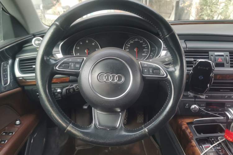 Used Audi A7 2012 3.0TFSI quattro Comfort Edition Steering Wheel