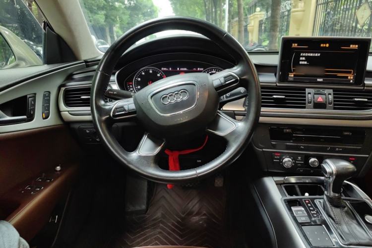 Used Audi A7 2012 2.8FSI quattro Ambition model Steering Wheel