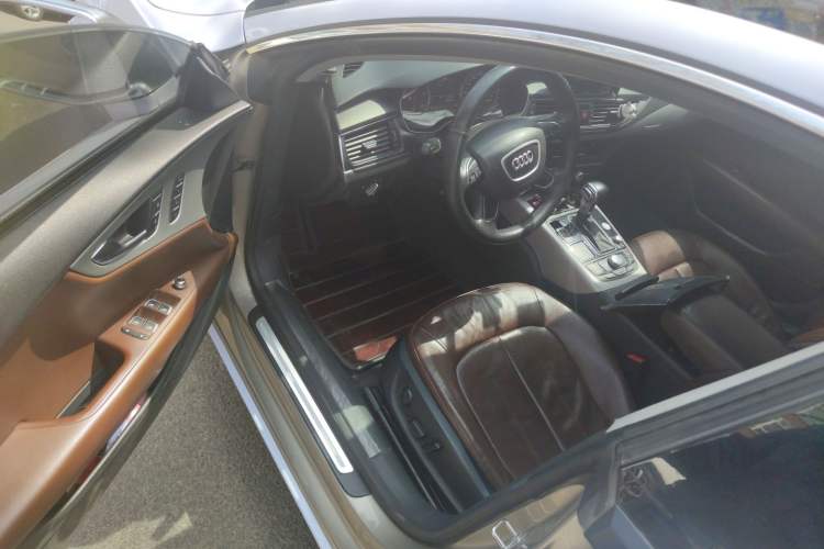Used Audi A7 2012 2.8FSI quattro Ambition model Driver Seat