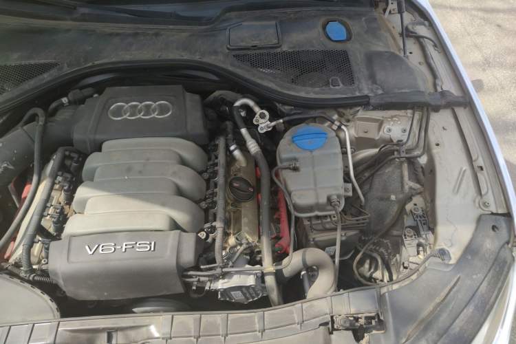 Used Audi A7 2012 2.8FSI quattro Ambition model Engine Bay Left
