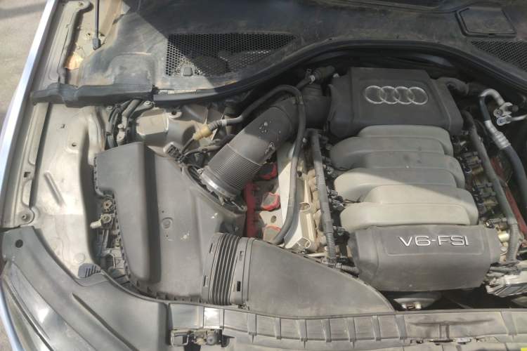 Used Audi A7 2012 2.8FSI quattro Ambition model Engine Bay Right
