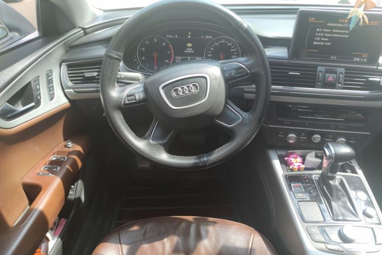 Used Audi A7 2012 2.8FSI quattro Ambition model Steering Wheel