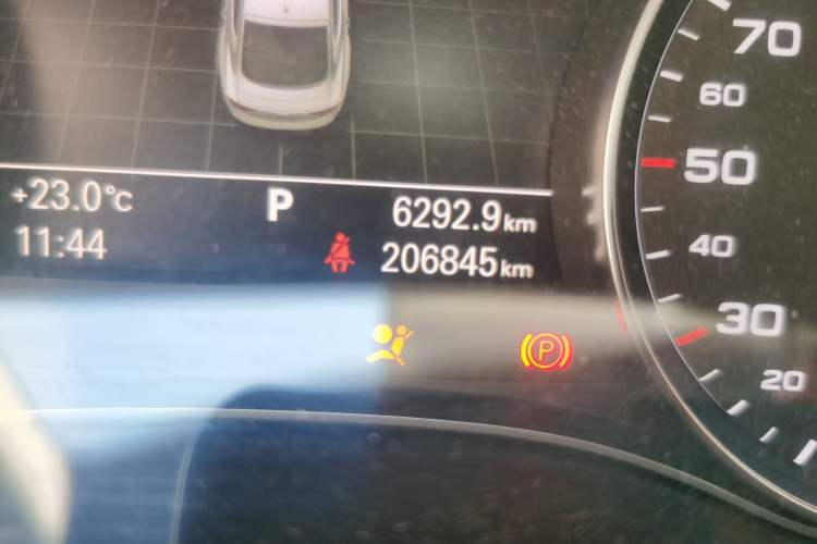 Used Audi A7 2012 3.0TFSI quattro Luxury Edition Odometer Close Up