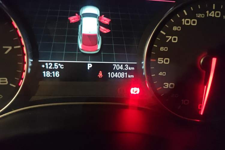 Used Audi A7 2012 3.0TFSI quattro Comfort Edition Odometer Close Up