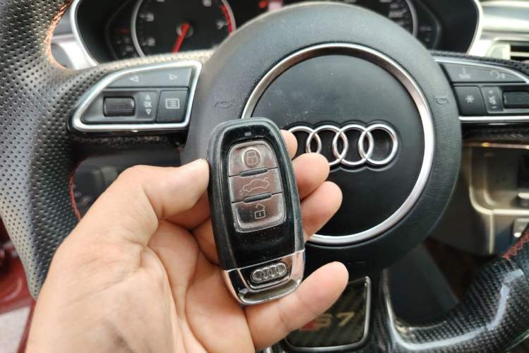 Used Audi A7 2012 3.0TFSI quattro Comfort Edition Vehicle Key