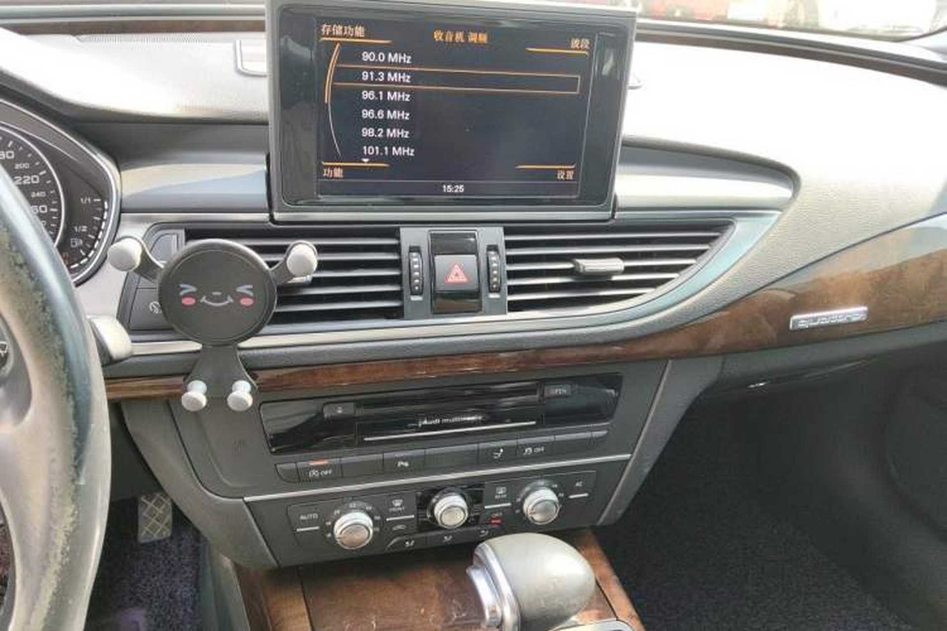 Used Audi A7 2012 3.0TFSI quattro Comfort Edition Audio And AC Panel