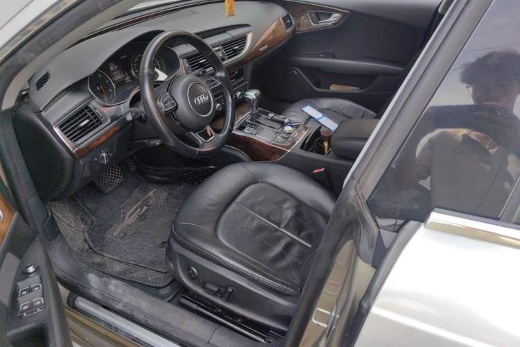 Used Audi A7 2012 3.0TFSI quattro Comfort Edition Driver Seat
