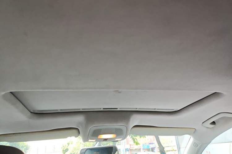 Used Audi A7 2012 2.8FSI quattro Ambition model Headliner