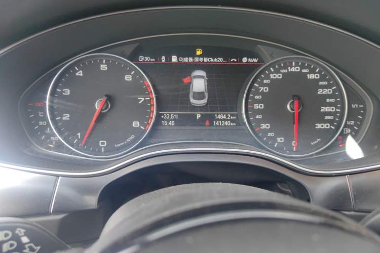 Used Audi A7 2012 3.0TFSI quattro Comfort Edition Odometer Close Up