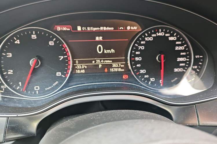 Used Audi A7 2012 2.8FSI quattro Ambition model Odometer Close Up