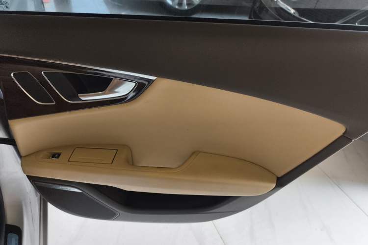 Used Audi A7 2012 3.0TFSI quattro Comfort Edition Right Rear Door Interior