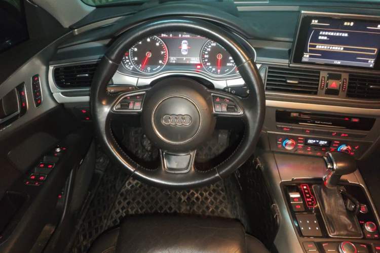 Used Audi A7 2012 3.0TFSI quattro Comfort Edition Steering Wheel