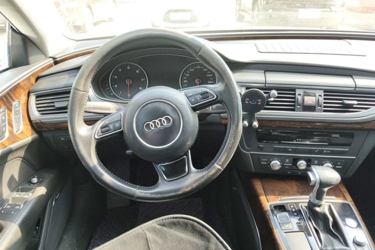 Used Audi A7 2012 3.0TFSI quattro Comfort Edition Steering Wheel
