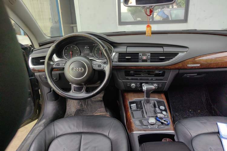Used Audi A7 2012 3.0TFSI quattro Comfort Edition Steering Wheel