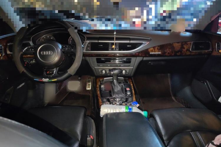Used Audi A7 2012 3.0TFSI quattro Luxury Edition Center Console