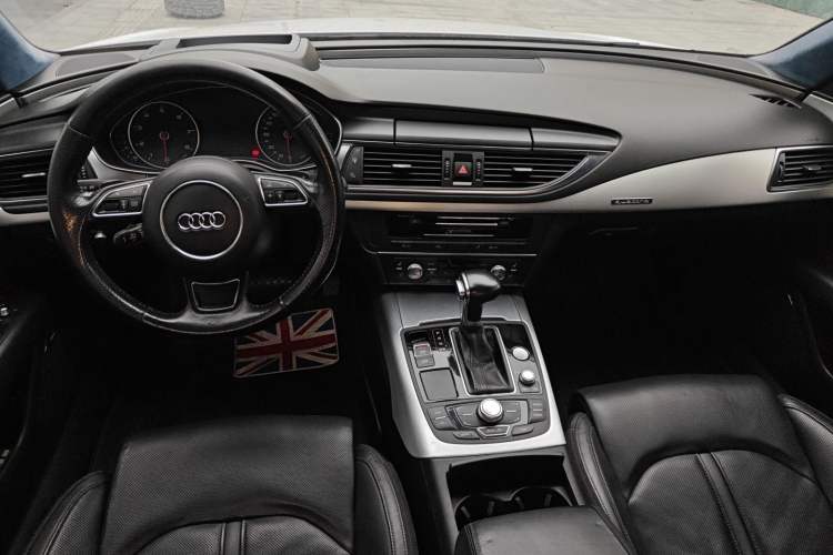 Used Audi A7 2012 3.0TFSI quattro Luxury Edition Center Console