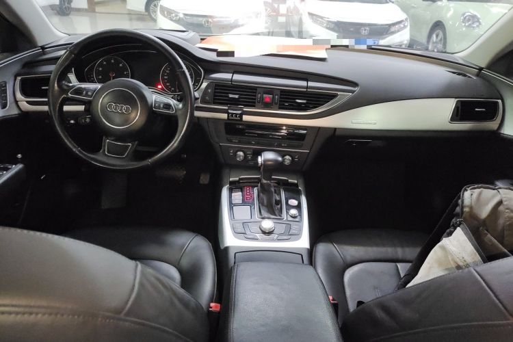 Used Audi A7 2012 3.0TFSI quattro Luxury Edition Center Console