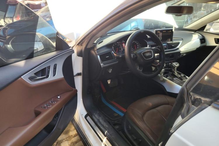 Used Audi A7 2012 2.8FSI quattro Ambition model Driver Seat