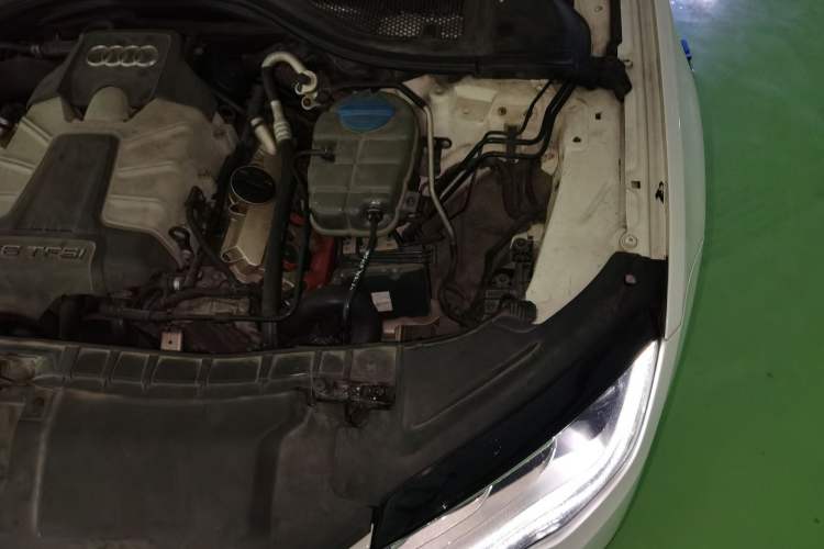 Used Audi A7 2012 3.0TFSI quattro Comfort Edition Engine Bay Left