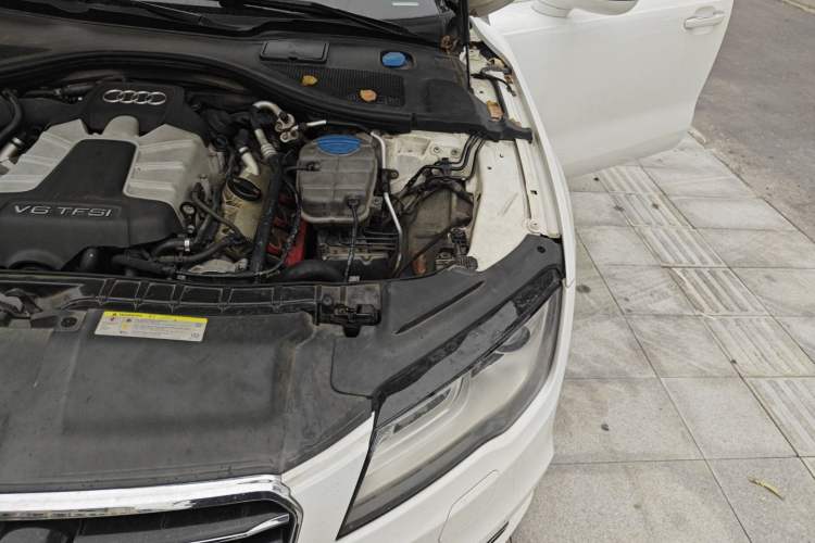Used Audi A7 2012 3.0TFSI quattro Luxury Edition Engine Bay Left