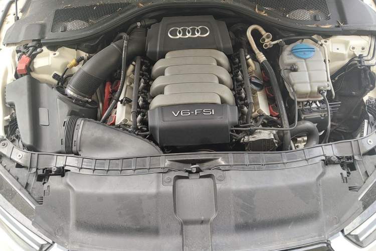 Used Audi A7 2012 2.8FSI quattro Ambition model Engine Bay