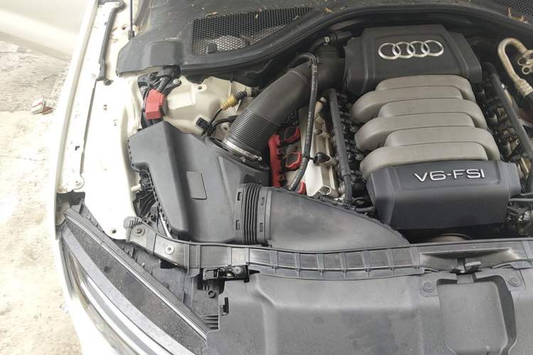 Used Audi A7 2012 2.8FSI quattro Ambition model Engine Bay Right