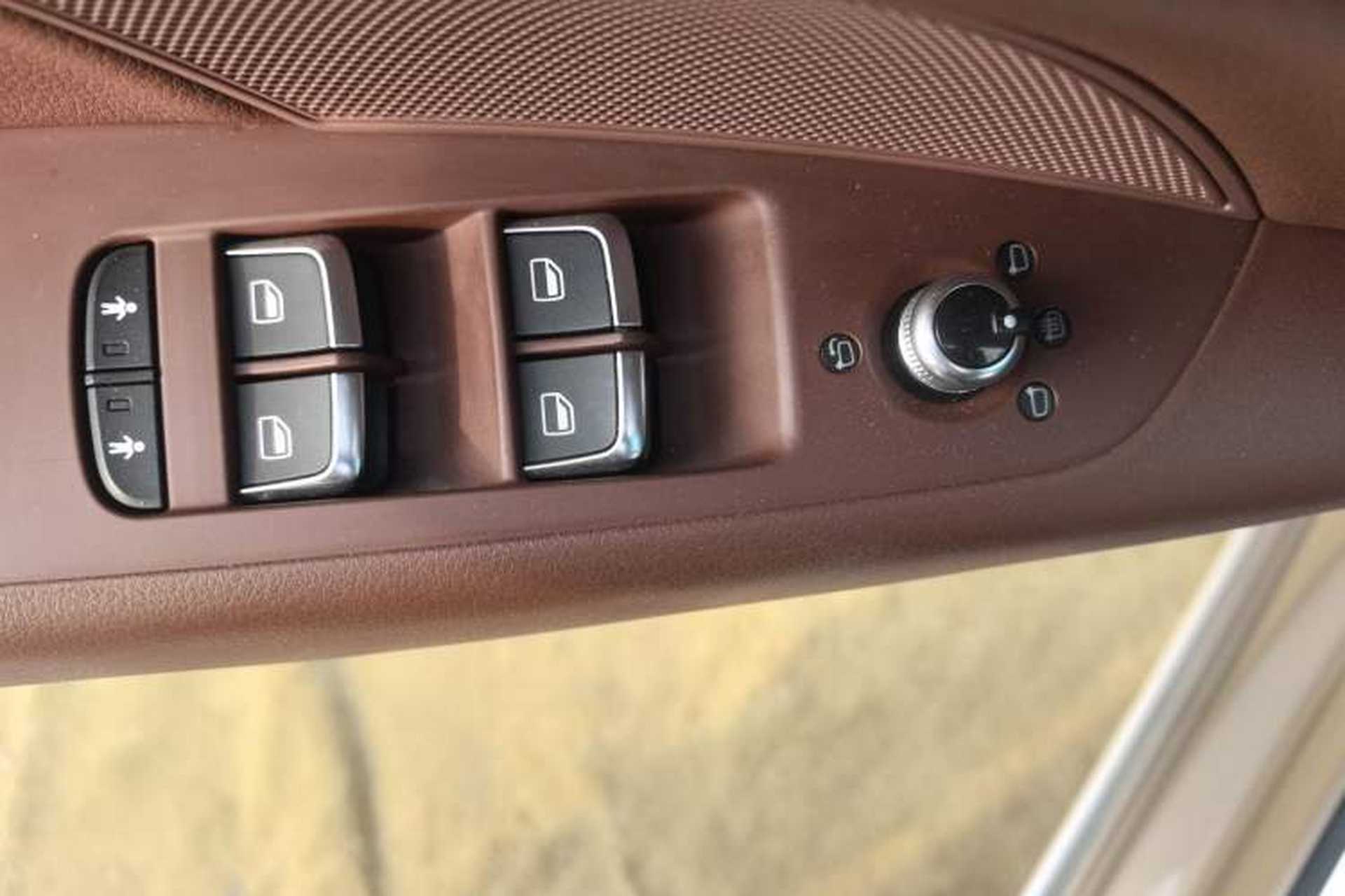 Used Audi A7 2012 3.0TFSI quattro Comfort Edition Interior 8