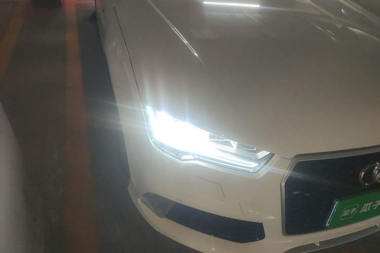Used Audi A7 2012 3.0TFSI quattro Luxury Edition Right Front Headlight
