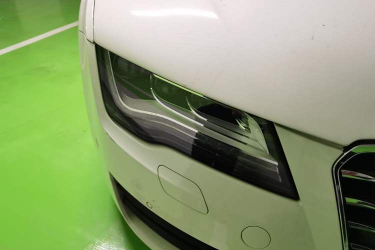 Used Audi A7 2012 3.0TFSI quattro Comfort Edition Right Front Headlight