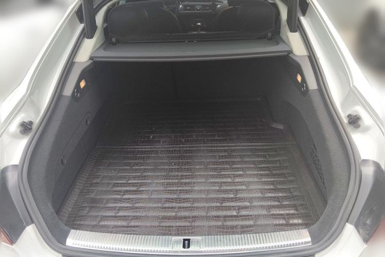 Used Audi A7 2012 2.8FSI quattro Ambition model Trunk