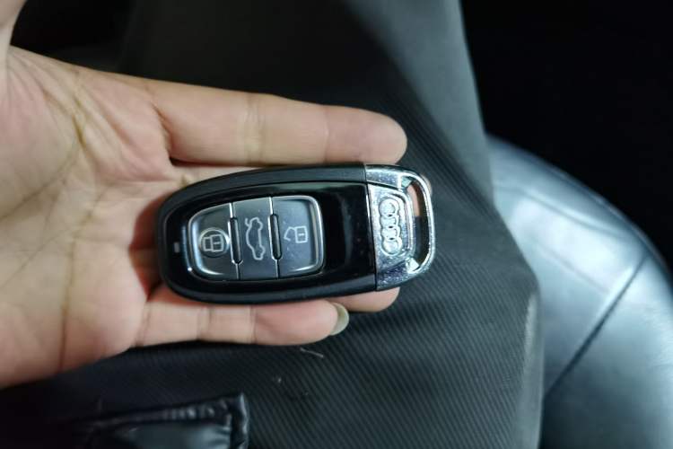 Used Audi A7 2012 3.0TFSI quattro Comfort Edition Vehicle Key