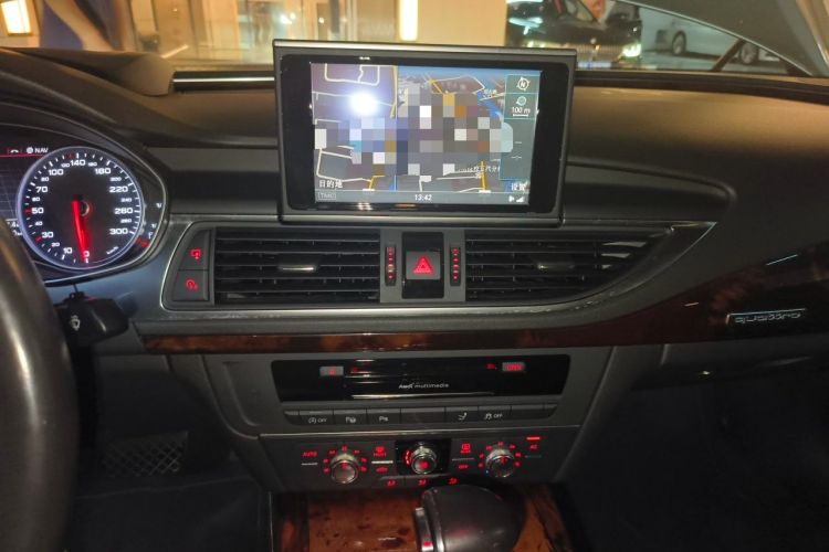 Used Audi A7 2012 3.0TFSI quattro Comfort Edition Audio And AC Panel