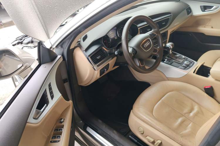 Used Audi A7 2012 2.8FSI quattro Ambition model Driver Seat