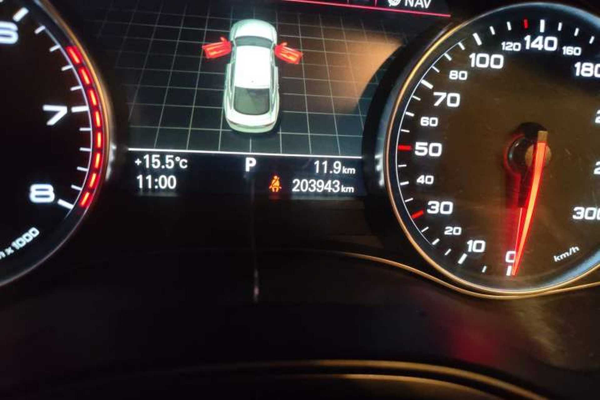 Used Audi A7 2012 3.0TFSI quattro Luxury Edition Odometer Close Up