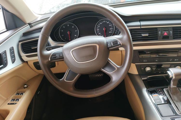 Used Audi A7 2012 2.8FSI quattro Ambition model Steering Wheel