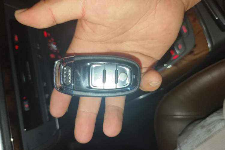 Used Audi A7 2012 3.0TFSI quattro Comfort Edition Vehicle Key