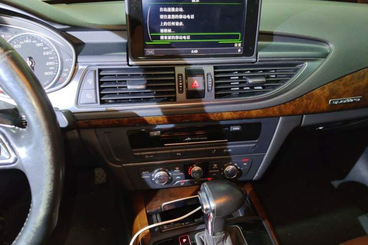 Used Audi A7 2013 50 TFSI quattro Comfort trim Audio And AC Panel
