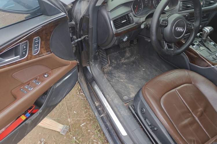 Used Audi A7 2013 50 TFSI quattro Comfort trim Driver Seat