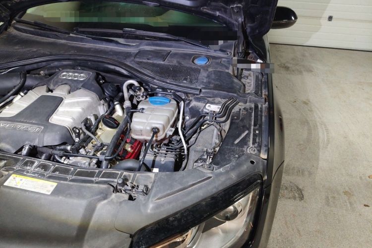 Used Audi A7 2013 50 TFSI quattro Comfort trim Engine Bay Left
