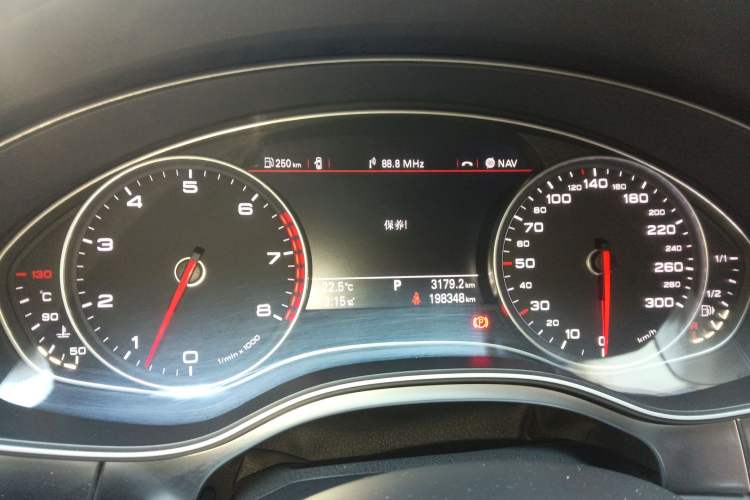 Used Audi A7 2013 35 FSI quattro Ambition Edition Instrument Cluster