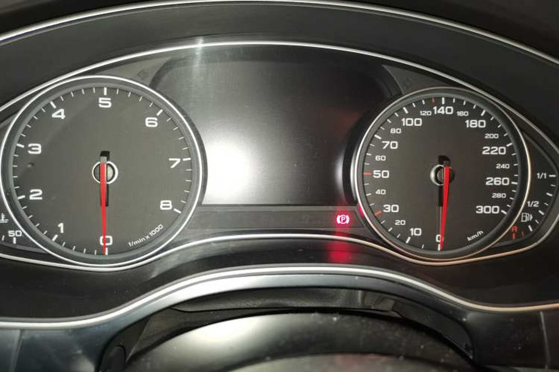 Used Audi A7 2013 50 TFSI quattro Comfort trim Instrument Cluster